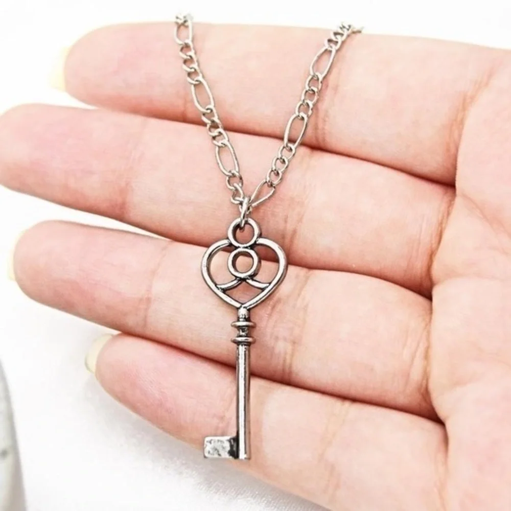 Regal Gothic Key Necklace